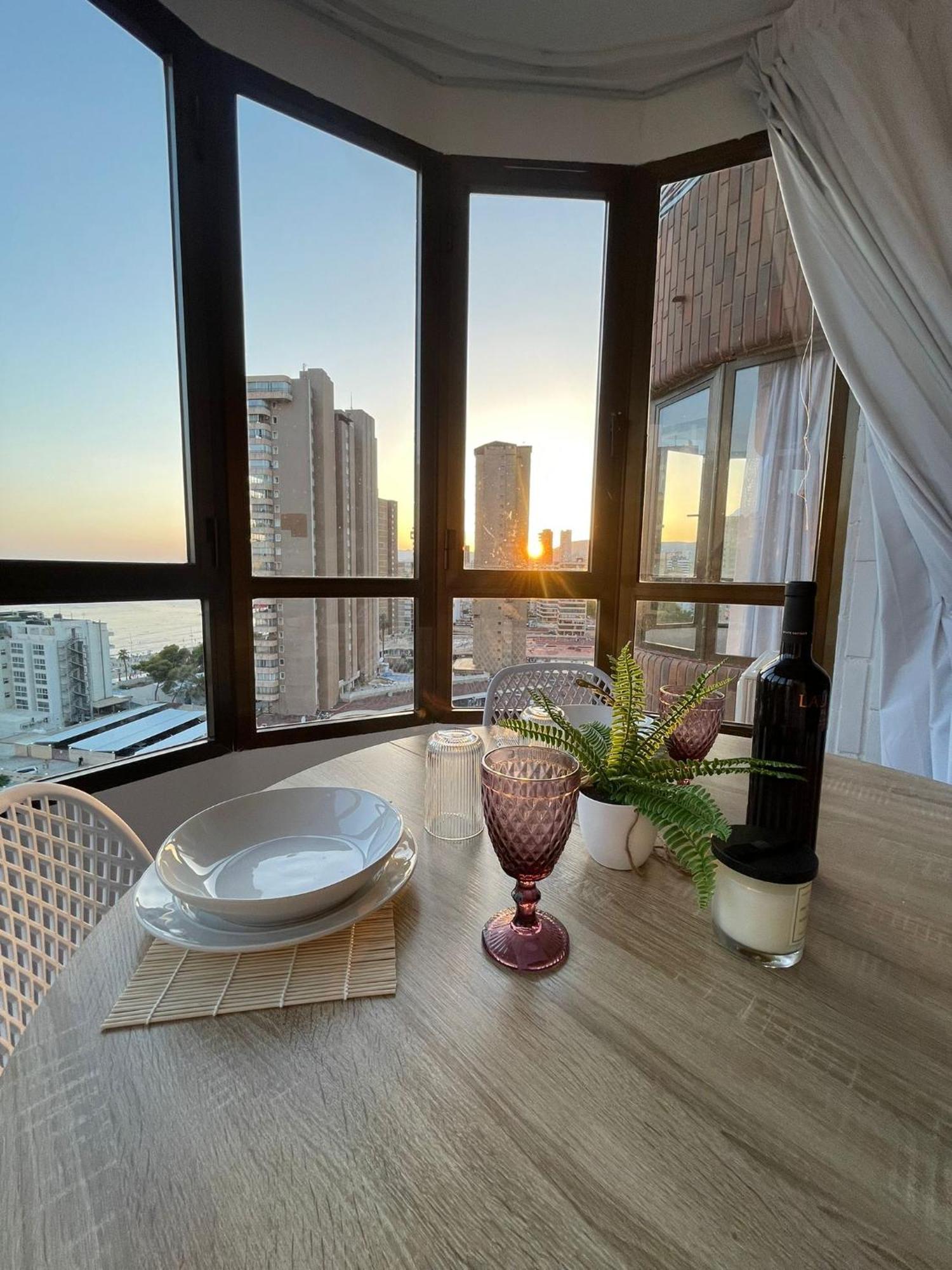 Suite Panoramic Benidorm Exterior photo