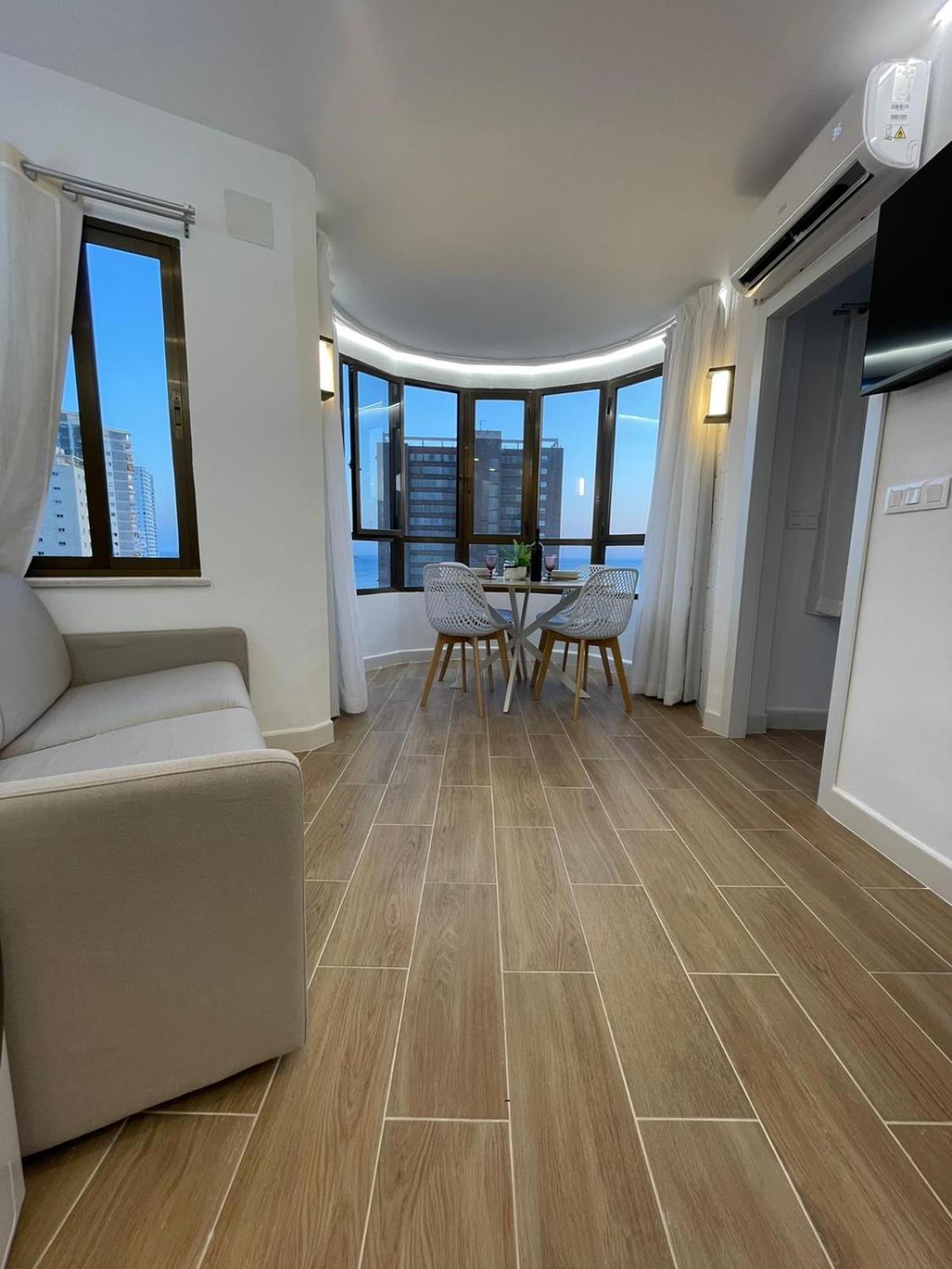 Suite Panoramic Benidorm Exterior photo